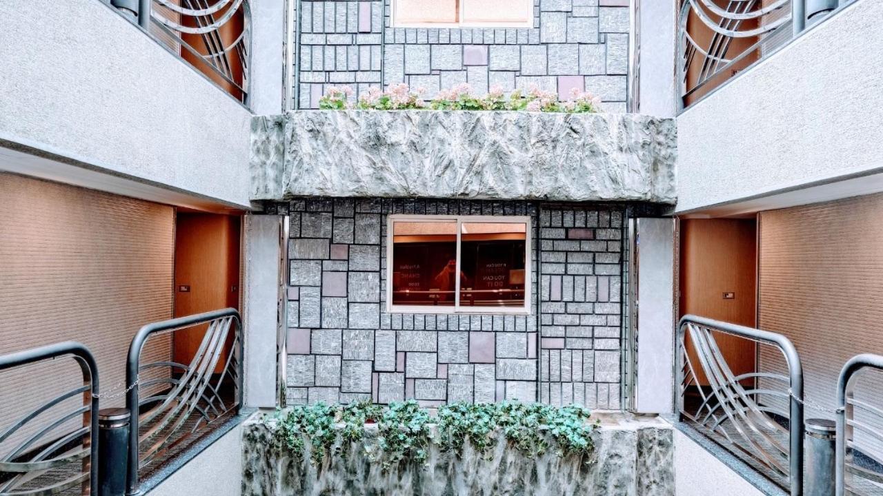 Hub Hotel Kaohsiung Cisian Branch Exterior photo
